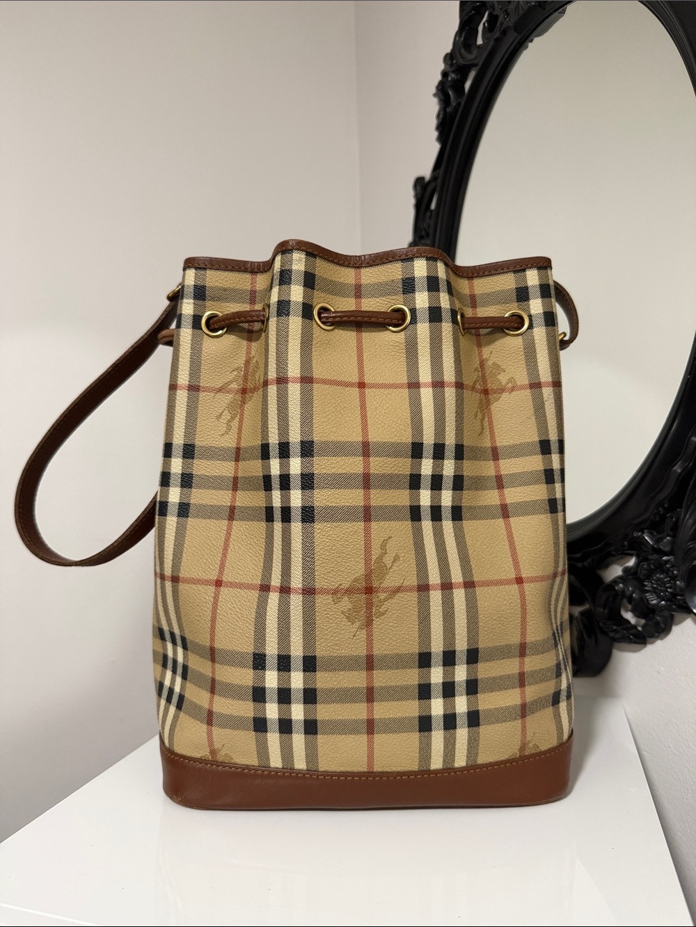 Burberry Vintage Beige Plaid Leather-Trim Drawstring Bucket Bag - Picture 6 of 15
